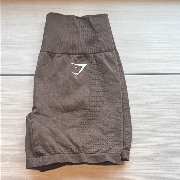 Gymshark Brown Activewear Set - Picture 2 of 11